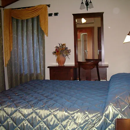 Ca Del Ponte Lantgård Costermano