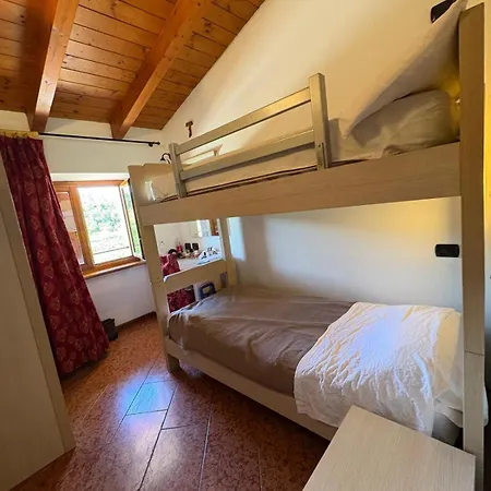 Cà Del Ponte Alloggio per agriturismo Costermano