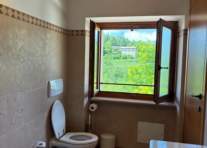 مزرعة للإقامة Ca Del Ponte